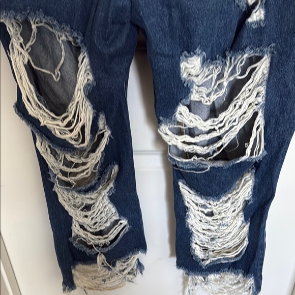 Fashion Nova Blue Denim Jeans - Picture 7 of 8